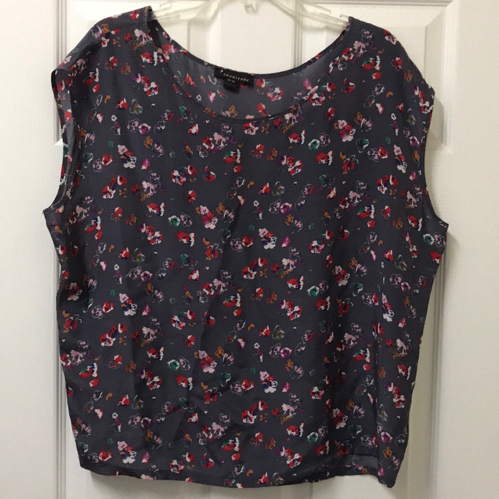 100% Silk Sleeveless Top, Small Floral Print - M